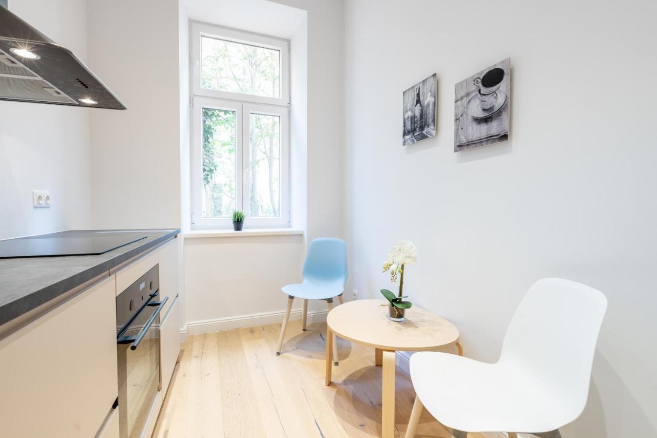 Cottageviertel - Stilvolles Apartment In Parknahe Вена Экстерьер фото
